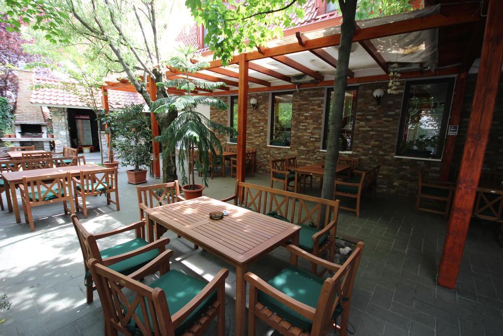 Hotel Melody Oradea Exterior foto